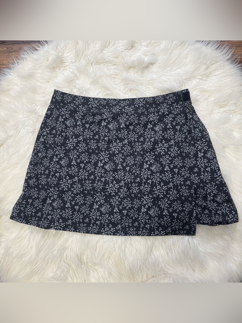 RipSkirt Hawaii Floral Printed Women’s Wrap Skirt size Medium